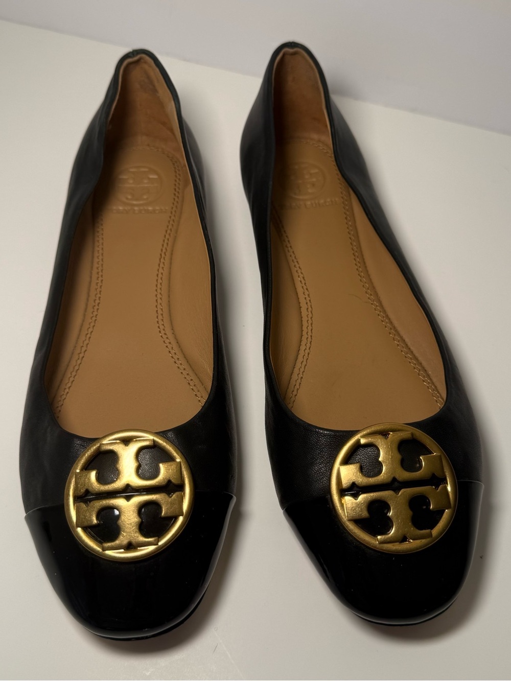Designer Inspired Black Leather Cap Toe Ballet Flats Size 7M